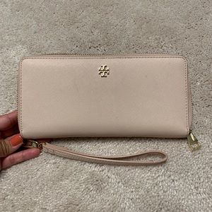 Tory Burch Continental Wallet